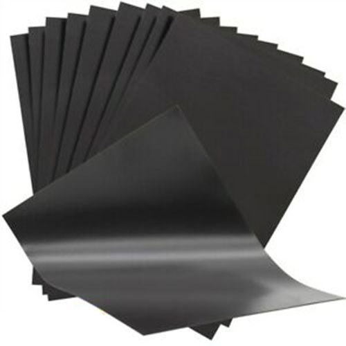 ČIERNA MAGNETICKÁ FÓLIA, LIST A4, HRÚBKA 1 mm - HUNTER