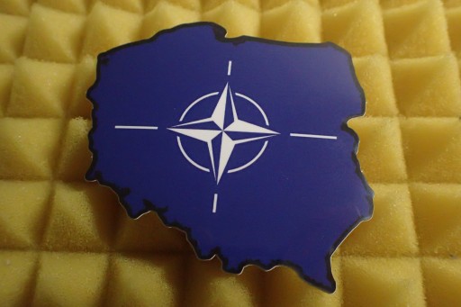 NÁLEPKA NATO POĽSKÁ NÁLEPKA 7,8 x 7,2 cm