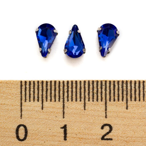 Kamienky na šitie v košíku, sklo a mosadz, kvapka, 8x5,5x4mm, 10ks