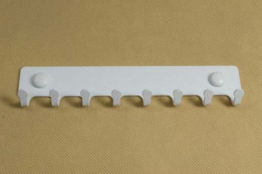 Vešiak na kľúče, kuchynské utierky, biely kov, malý, 20 cm, 8 háčikov