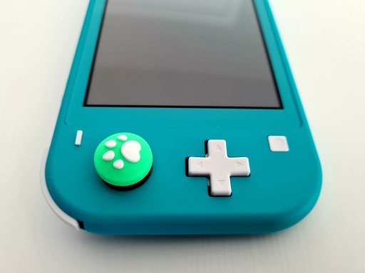 ANALOGOVÁ GUMA NINTENDO SPÍNACÍ PAPIER PREKRÝVA 4 KS