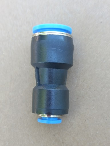 Zásuvný konektor pneumatickej redukcie 12 - 6mm PG 12-6