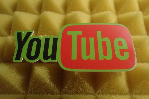 NÁLEPKA YT YOUTUBE YOU TUBE NÁLEPKA 7,1 x 3,2 cm