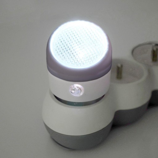 LED nočná lampa, súmrakový senzor pre kontakt