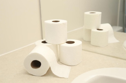 Voxxx Deluxe 3-vrstvový toaletný papier 16 kotúčov biela celulóza