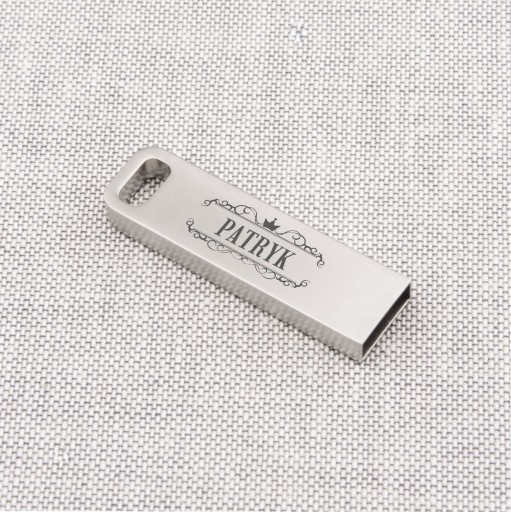 Mini RECTANGLE kovový prívesok 16 GB USB 2.0 + GRAVÍROVANIE MENA ZA DARČEK