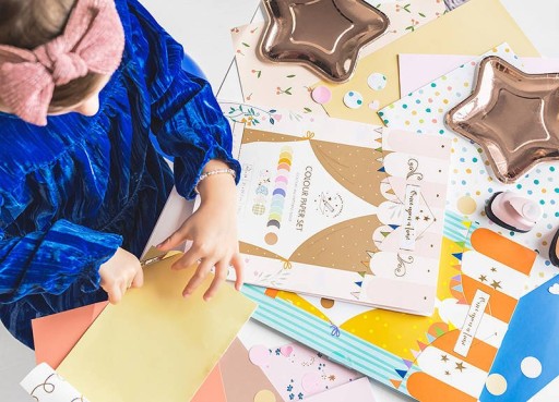 A4 farebný papier - výrez, mix 34 listov