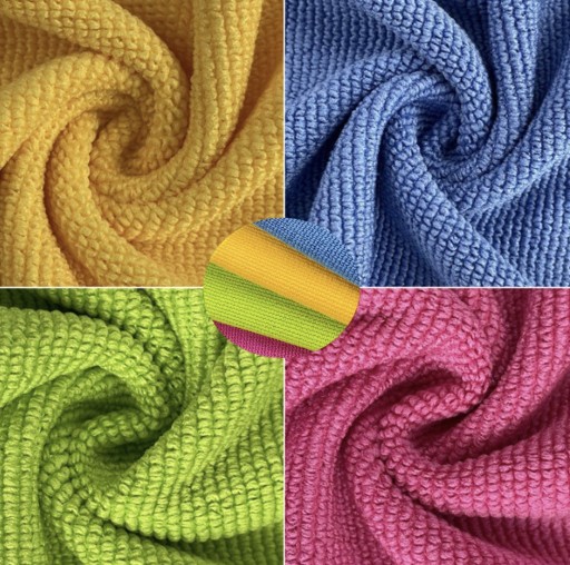 4x SADA Utierok z MIKROVLÁKNA NA UPRATOVANIE KUCHYNSKÝCH AUTÍČK 30x30cm