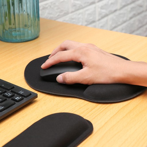 ERGONOMICKÁ PODLOŽKA NA ZÁPESTIE MYŠ