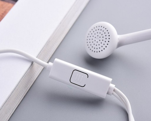 ORIGINÁLNE KÁBOVÉ SLÚCHADLÁ HUAWEI AM110 3,5 mm