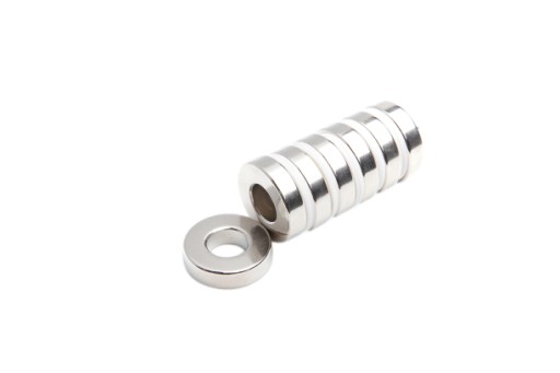 Neodymový prsteňový magnet MP 28x13x7 N40 1 kus