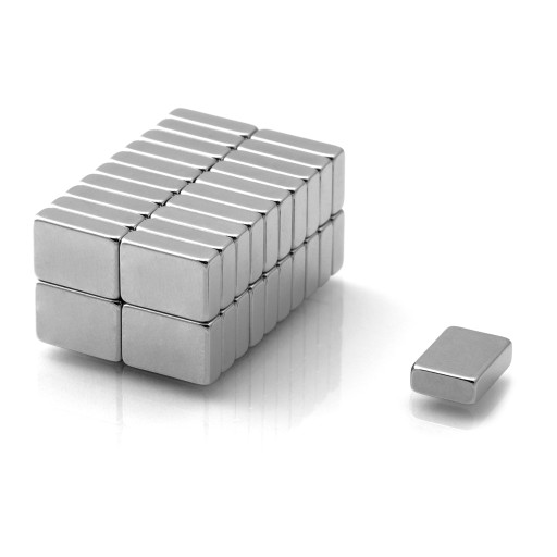 SILNÝ NEODYMIOVÝ MAGNET 10X7X3 N38 10 KS