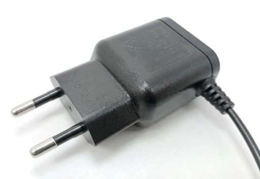 PHILIPS / Zdroj / Nabíjací kábel 15V 5,4W / pre žiletky