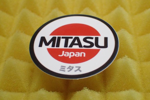 NÁLEPKA MITASU JAPONSKO 4,8 x 4,8 cm