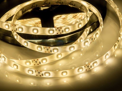 Vodotesný pás 300 LED SMD 2835 farba svetla teplá biela 12V 2300lm
