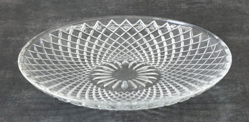 SKLENENÁ TABUĽKA retro transparentná pr. 25 cm