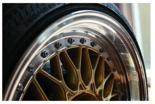AUTOLIDER Tekutý sprej na auto ráfiky 300ml