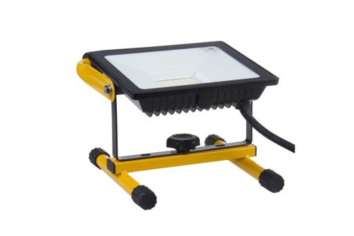Podlahový pracovný stojan pre LED reflektory