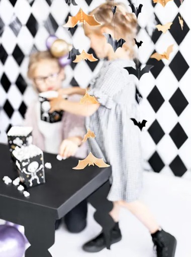 Zlatá girlanda BATS HALLOWEEN Dekorácia 1,5m