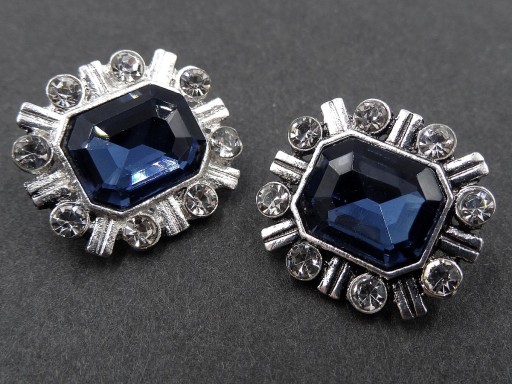 18mm Ozdobné gombíky 1ks STRIEBORNÉ zirkóny NAVY OZ75 18643