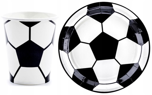 sada tanierov, pohárov, papierových slamiek, narodeninový futbal