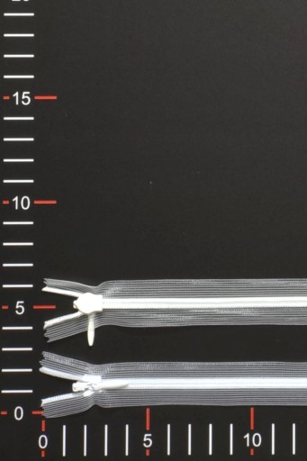 Transp na skrytý zips. C3 30 cm Biela