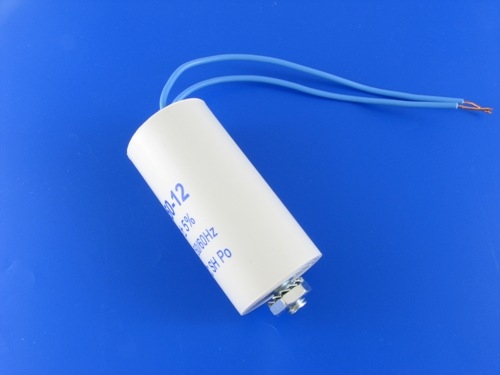Štartovací kondenzátor pre motor 8uF 450V 5% 2ks