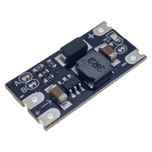Mini STEP-UP prevodník 3,7V na 5V/8V/9V/12V