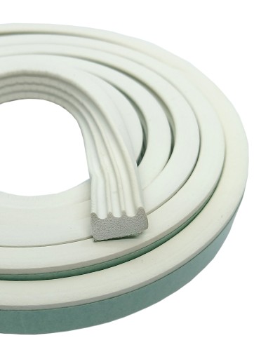 Biele samolepiace tesnenie typ E 15x8mm