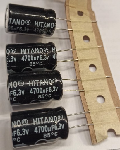 Elektrolytický kondenzátor 4700uF 6,3V 13x21loESR