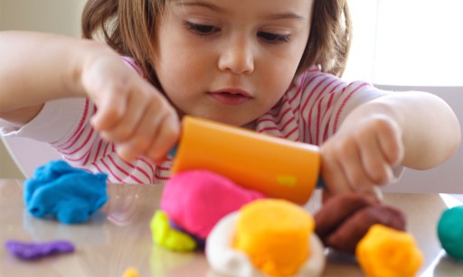 PLAY DOH CASTRY 168 GR RUŽOVÁ A ŽLTÁ Mačka PSA DARČEK PRE DETI