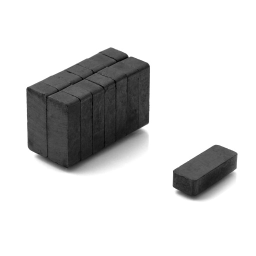 Feritové platňové magnety 75X50X20 F30