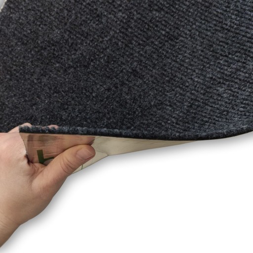 Koberec samolepiaci 60*60 cm Tmavošedý