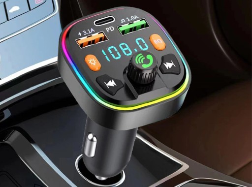 FM VYSIELAČ BLUETOOTH 5.0 NABÍJAČKA QC 3.0 PD 20 W RGB 2x USB USB-C