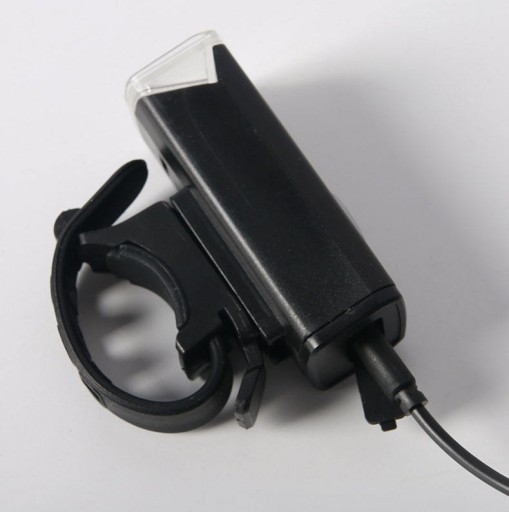Dobíjacie LED svetlo na bicykel 800mAh