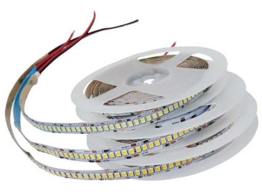 VÝKONNÝ LED pás 2835 240D/m 24W prírodná biela 1m