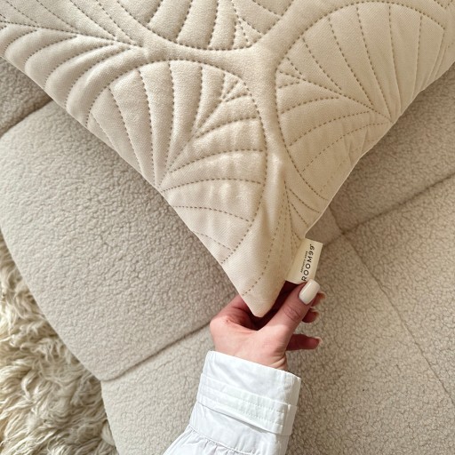 Dekoratívna dekoratívna zamatová obliečka na vankúš 45x45 zamat Feel cream