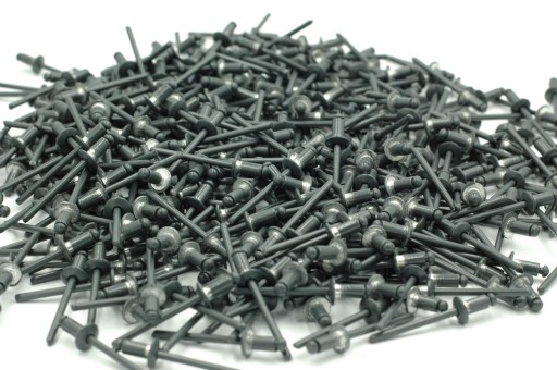 7337 NITY Slepé nity 4X8 mm PRÁŠKOVÁ FARBA RAL 7024 GRAFIT Sada (10)