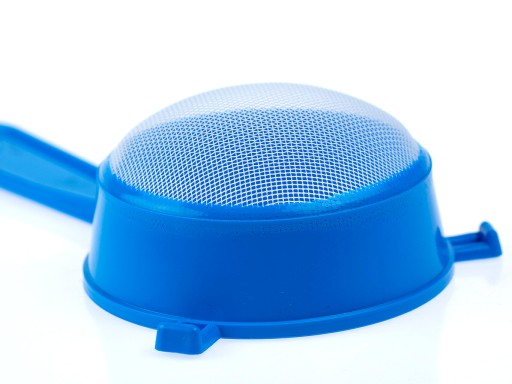 Plastové kuchynské sitko 9 cm, mix farieb