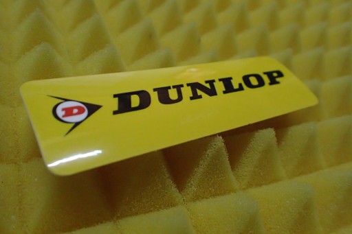 NÁLEPKA DUNLOP NÁLEPKA 9,7 x 3 cm