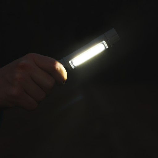 DIELENSKÉ SVIETIDLO, LAMPA S MAGNETOM, GARÁŽOVÁ LAMPA, SILNÝ MAGNET