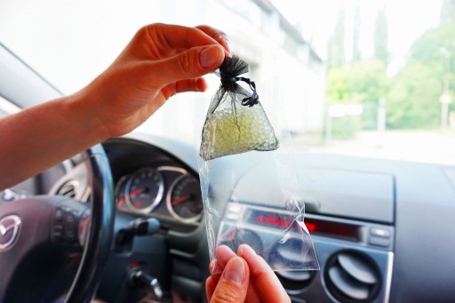 MÔJ TAŠKA NA VÔŇU AUTO INSENTI - ČIERNA