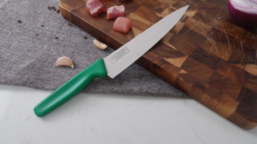 UNIVERZÁLNY KUCHYŇSKÝ Nôž 20 CM OSTR