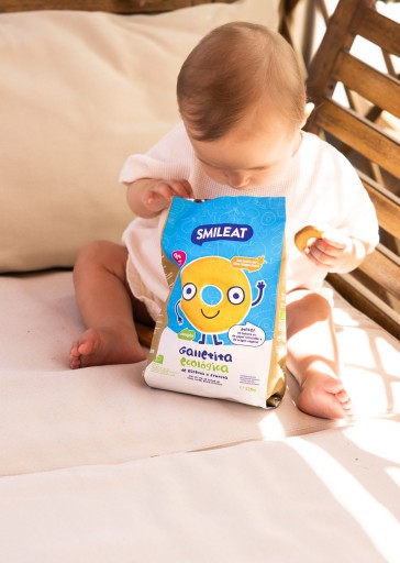 Keksíky pre deti Keksík Keksík Snack ŠPALDA A JABLKO BIO 220g