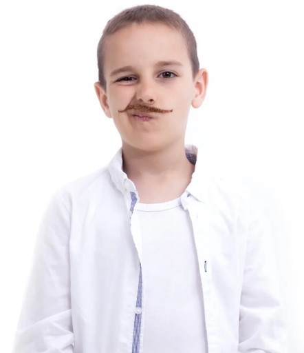 ČIERNOHNEDÉ UMELÉ fúzy PRE ŠERIF GENTLEMAN KÚZELNÍK