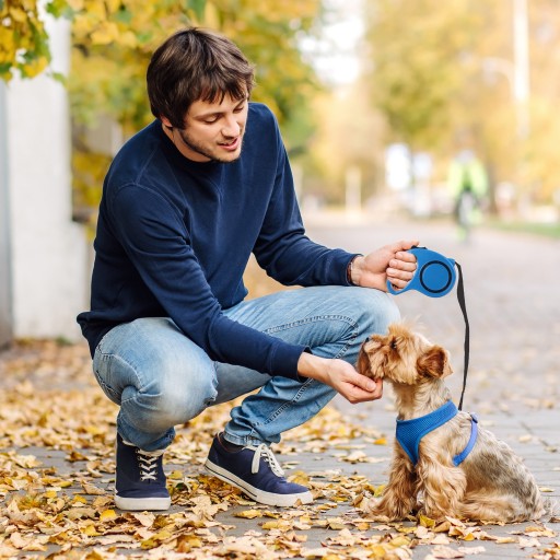 VODÍTKO PRE PSA MAČKU AUTOMATICKÁ PEVNÁ PÁSKA 5M SO ZÁMKOM 15KG