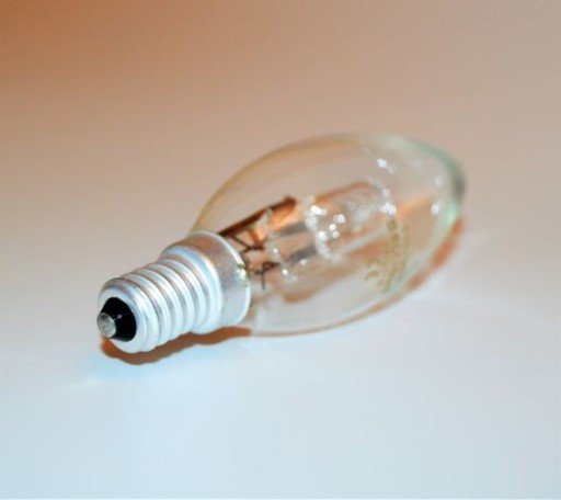 Halogénová sviečková žiarovka B35 E14 230V 375lm 28W = 40W ECO