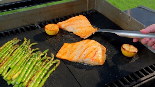 4x TEFLÓNOVÁ PODLOŽKA NA PEČENIE BBQ PLECH OPÄTOVNE POUŽITEĽNÝ GRILOVACÍ PLECH DO RÚRY