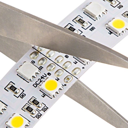 VODEODOLNÝ LED PÁS S NAPÁJOM STUDENÝ BIELY 5 M DEKORATÍVNY LED PÁS