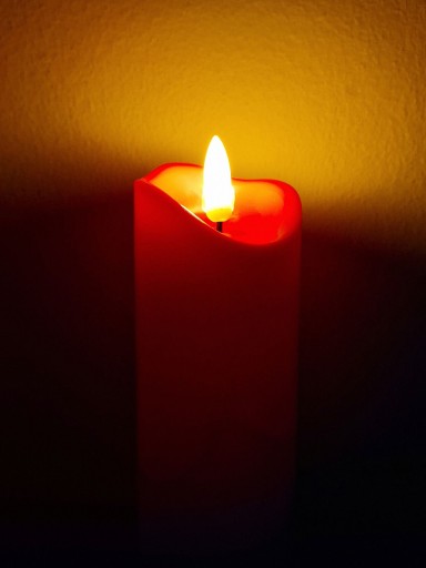 Imitácia červenej sviečky, 12,5 cm LED vložka